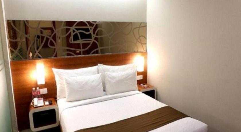 Hotel Life Sudirman
