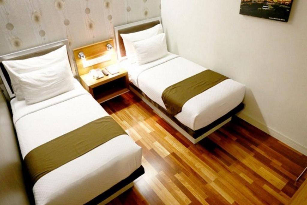 Life Sudirman Surabaya