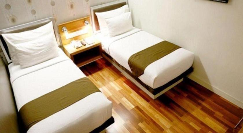 Life Sudirman Surabaya