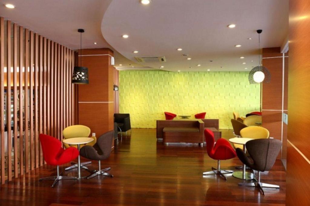 Life Sudirman Surabaya